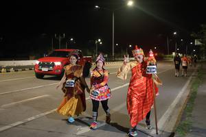 BIB: 
                            <button type="button" onclick="openModal(27841358)" class="btn btn-primary btn-sm float-right btn-popup" data-toggle="modal" data-target=".modal-high-quality">
                        <i class="fas fa-shopping-cart"></i> Add to Cart
                    </button>
                                            <button type="button" onclick="isThisMe(27841358, true)" class="btn btn-success btn-sm float-right btn-popup btn-isme hidden" data-toggle="tooltip" data-placement="bottom" title="นี่คือรูปของคุณใช่ไหม คลิกที่นี่เพื่อเอาเข้าอัลบั้ม">
                        <i class="fas fa-plus"></i> Add to album
                    </button>
                    <button type="button" onclick="isThisMe(27841358, false)" class="btn btn-warning btn-sm float-right btn-popup btn-isnotme hidden">
                        <i class="fas fa-ban"></i> Remove from album
                    </button>